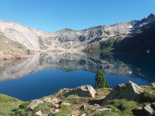 Estany de Certascan, el més gran del Pirineu, situat a les Valls de Cardós (Andreu Tomàs)